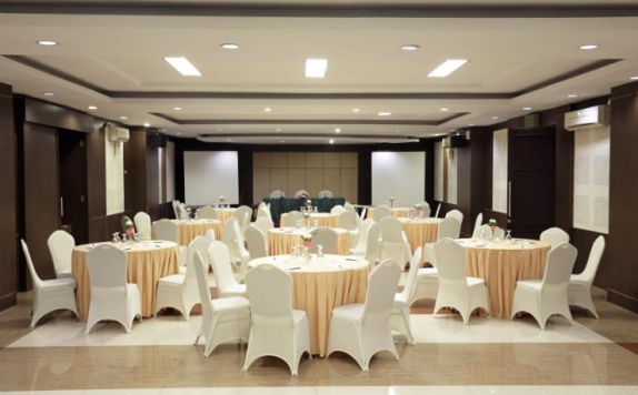 Ruang Rapat di Gadjah Mada University Club Hotel & Convention
