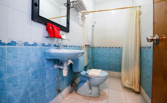 Bathroom di Gaja Hotel Pekanbaru