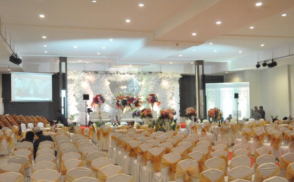 Ballroom di Garuda Plaza Hotel