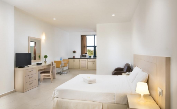 Golden View Serviced Apartments