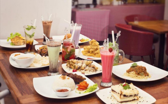 food and beverages di Graha Cempaka Boutique Hotel