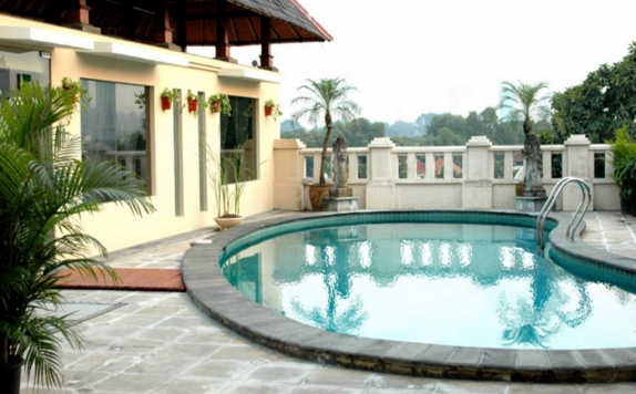 swimming pool di Grand Cemara