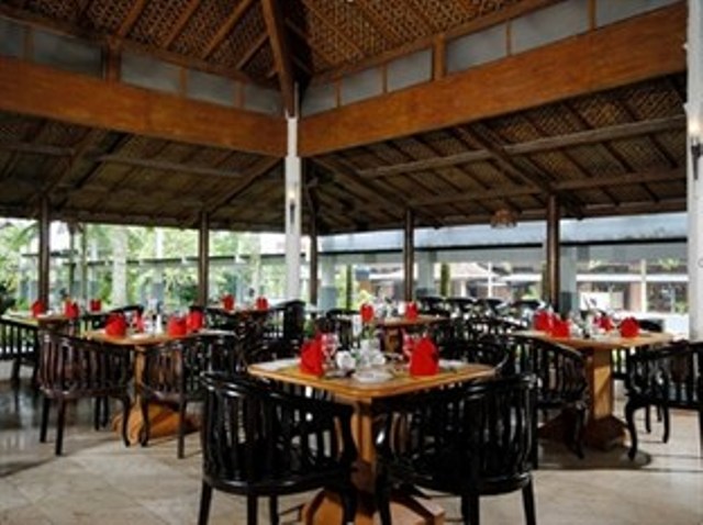 Restoran di Grand Cempaka Resort & Convention