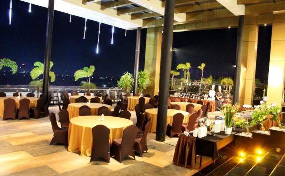 Restaurant di Grand Dafam Q Hotel Banjarbaru DHM Syariah