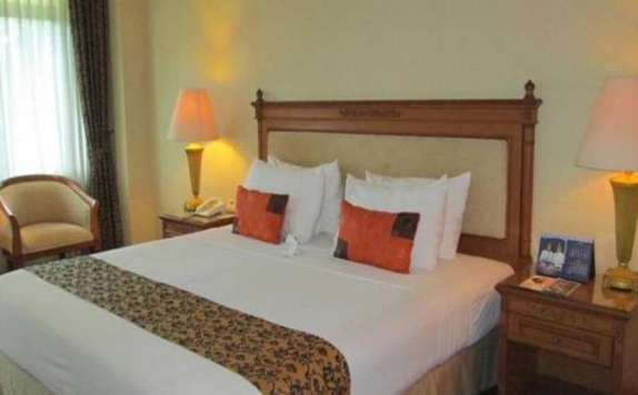 Tampilan Bedroom Hotel di Grand Elty Singgasana Hotel