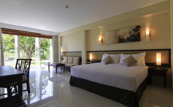 Tampilan Bedroom Hotel di Grand Luley Manado