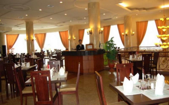 Restaurant di Grand Mentari Hotel
