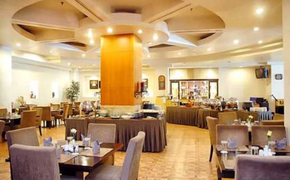 Restaurant di Grand Meza Makassar (ex. Banua Hotel)