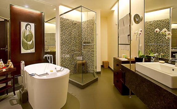 bathroom di Grand Mirage Resort & Thalasso Spa