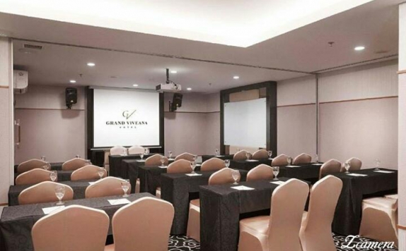 Meeting Room di Grand Viveana Hotel