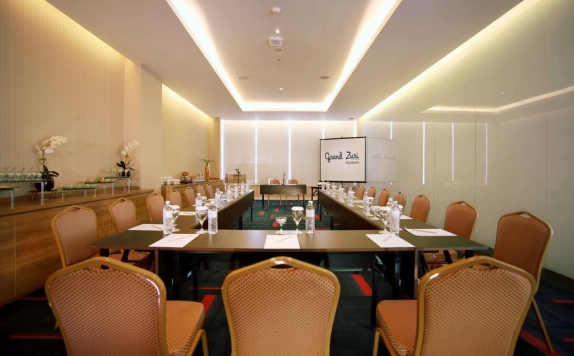 Meeting room di Grand Zuri Padang