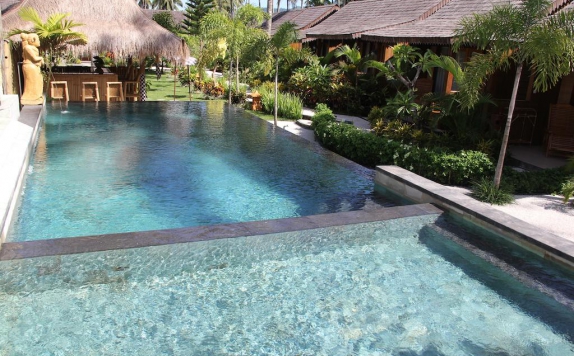 Swimming Pool di Green Asri Hotel