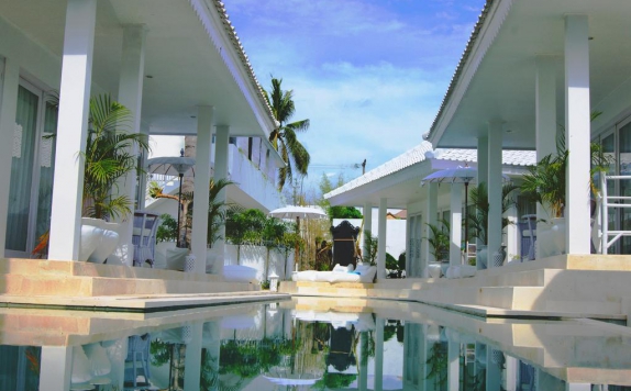 Swimming Pool di Harmony Villas Lombok