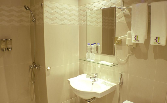 Bathroom di Heef Hotel