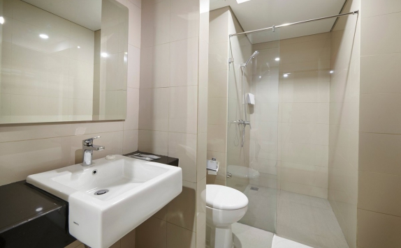 Bathroom di Hi Hotel Senen