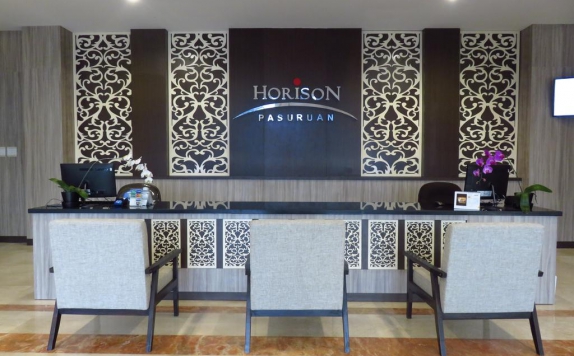 Receptionist di Horison Pasuruan