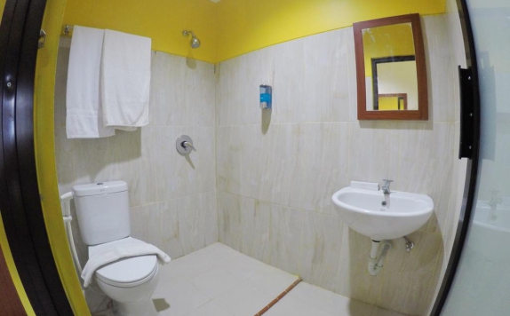 Bathroom di Hotel Ashofa