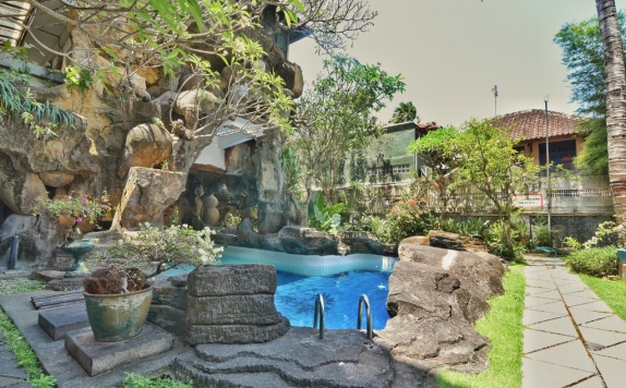 Swimming Pool di Hotel Bali Subak