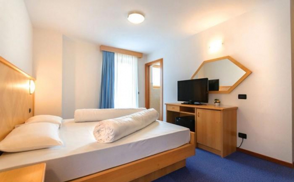 Hotel Bellamonte Italian Alps