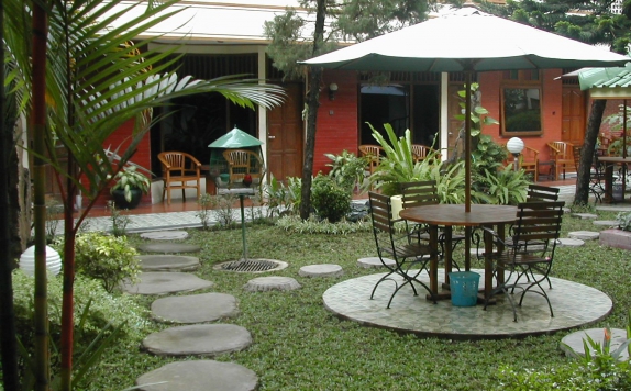 garden di Hotel Bhinneka