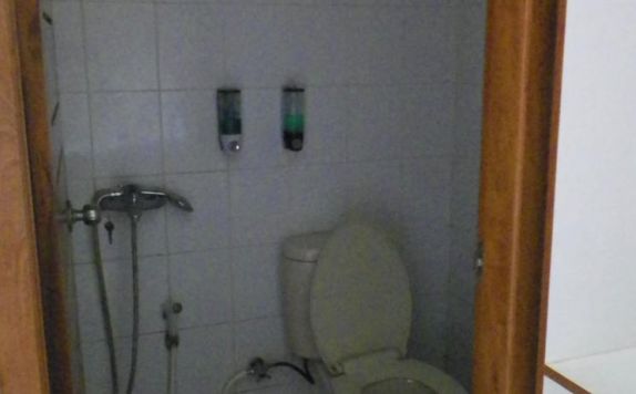Bathroom Hotel di Hotel Calida