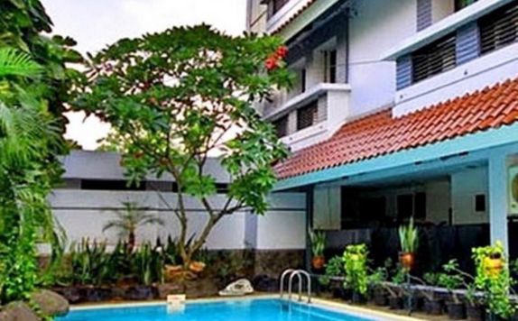 swimming pool di Hotel Cipta 2 Mampang