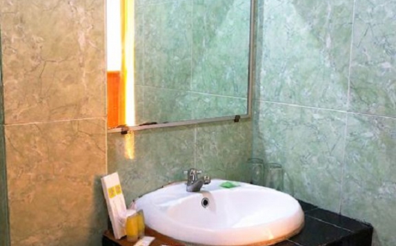 Bathroom di Hotel Grand Duta Syari'ah
