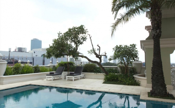 Swimming Pool di Hotel Gran Mahakam Jakarta