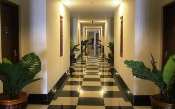 Koridor di Hotel Gran Surya