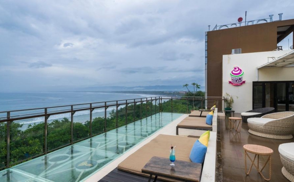 Swimming Pool di Hotel Horison Palma Pangandaran