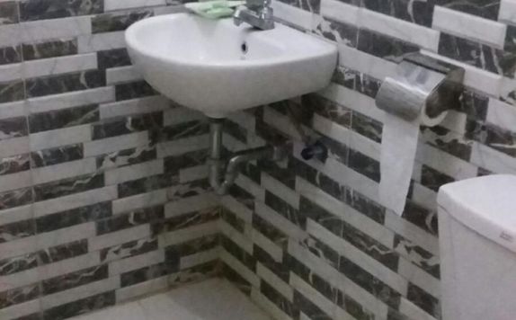 Bathroom di Hotel Mahadria