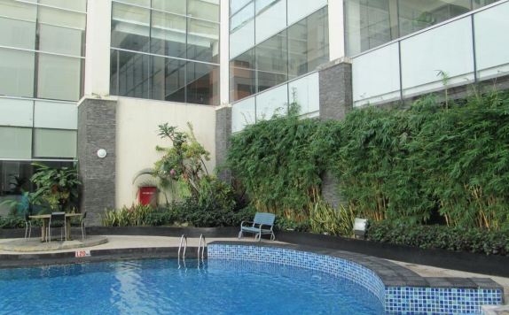 Swimming Pool di Hotel Menara Bahtera
