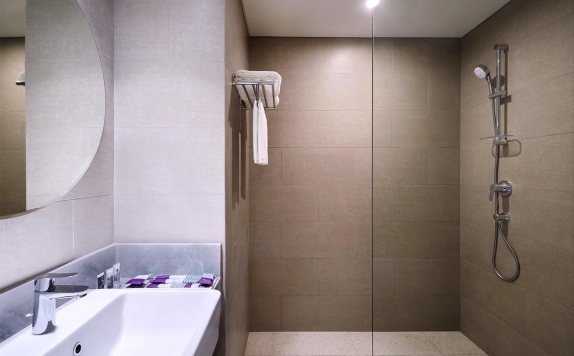 Bathroom di Hotel Mercure Bengkulu
