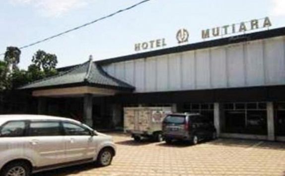 Eksterior di Hotel Mutiara Malang