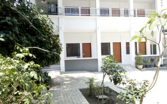 Eksterior di Hotel Netral Jombang