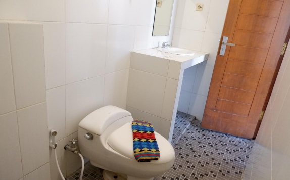 Interior bathoom di Hotel Netral Jombang