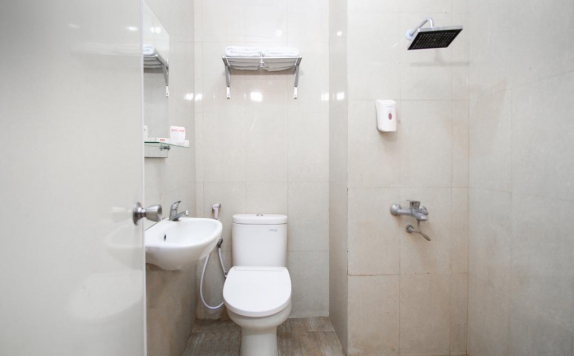 bathroom di Hotel Pasah Asi