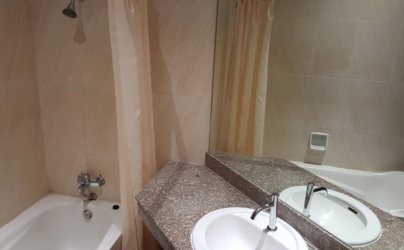 Bathroom di Hotel Plaza Semarang