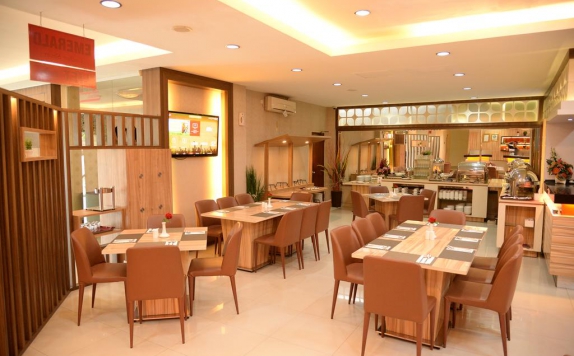 Restaurant di Hotel Rangkayo Basa