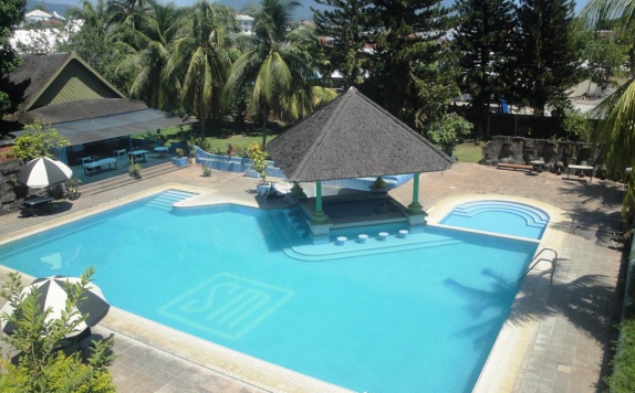 Swimming Pool di Hotel Sahid Manado