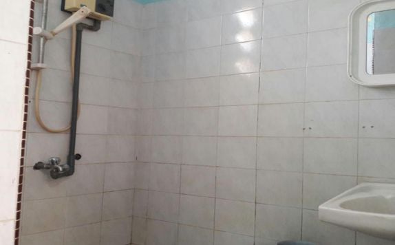 Bathroom di Hotel Sari Bintan