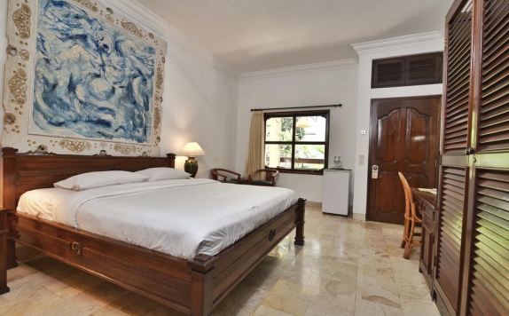Tampilan Bedroom Hotel di Hotel Sari Bunga