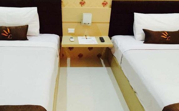 Guest Room di Hotel Surya Lombok