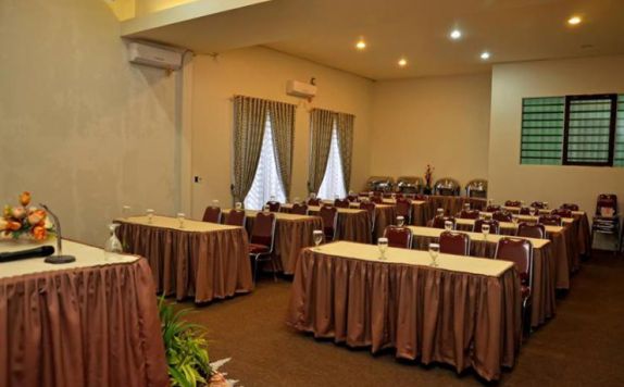 meeting room di Hotel Surya Palace Syariah