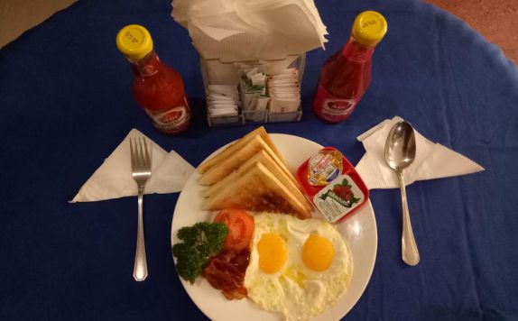 Food and Beverages di Hotel Taman Ayu Legian
