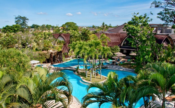 Swimming pool di Hotel Vila Lumbung