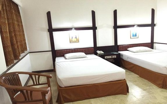 Twin Bed di Hotel Wijaya Kusuma