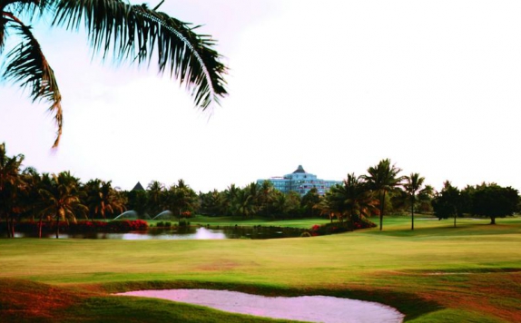 lapangan golf di Hyatt Regency Yogyakarta