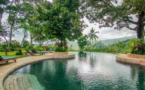 Swimming Pool di Ijen Resort & villas