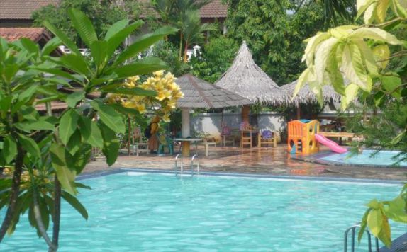 Pool di Intan Hotel Purwakarta